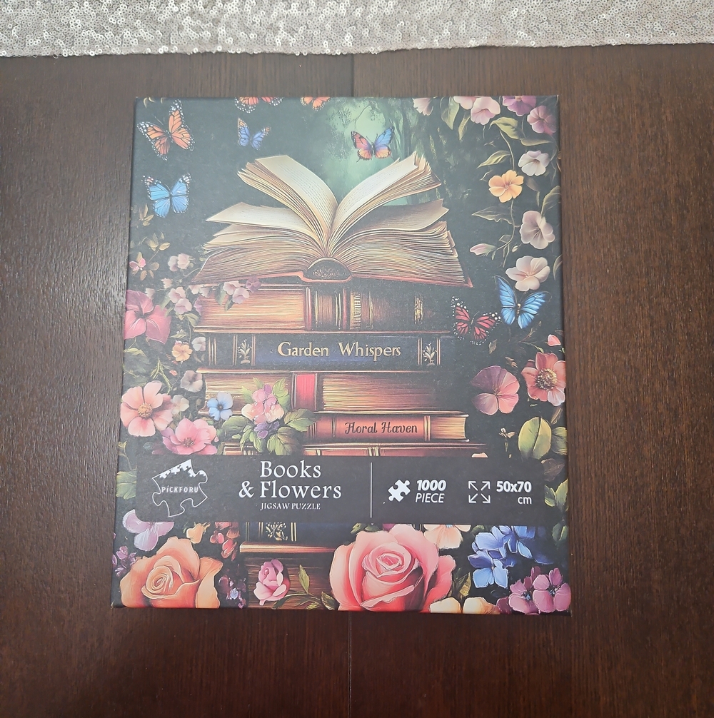 Books & Flowers 1000-Piece Jigsaw Puzzle - Floral Book Stack- Used